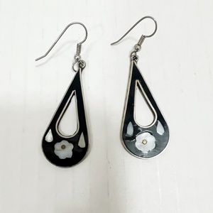 Vintage earrings dangle abalone Mexico Alpaca